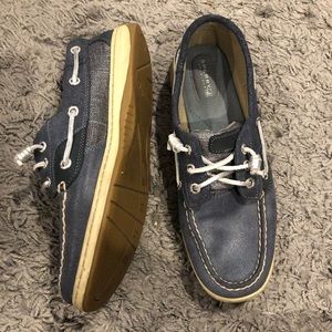Sperrys!! Only worn twice!